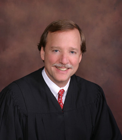 Portrait photo of Judge Scott Crichton