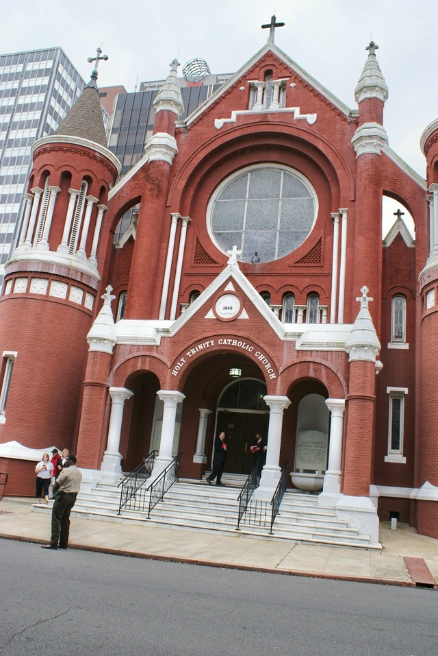 The annual Red Mass Observance was held at Holy Trinity Catholic Church, downtown Shreveport, La. on May 1st, 2009