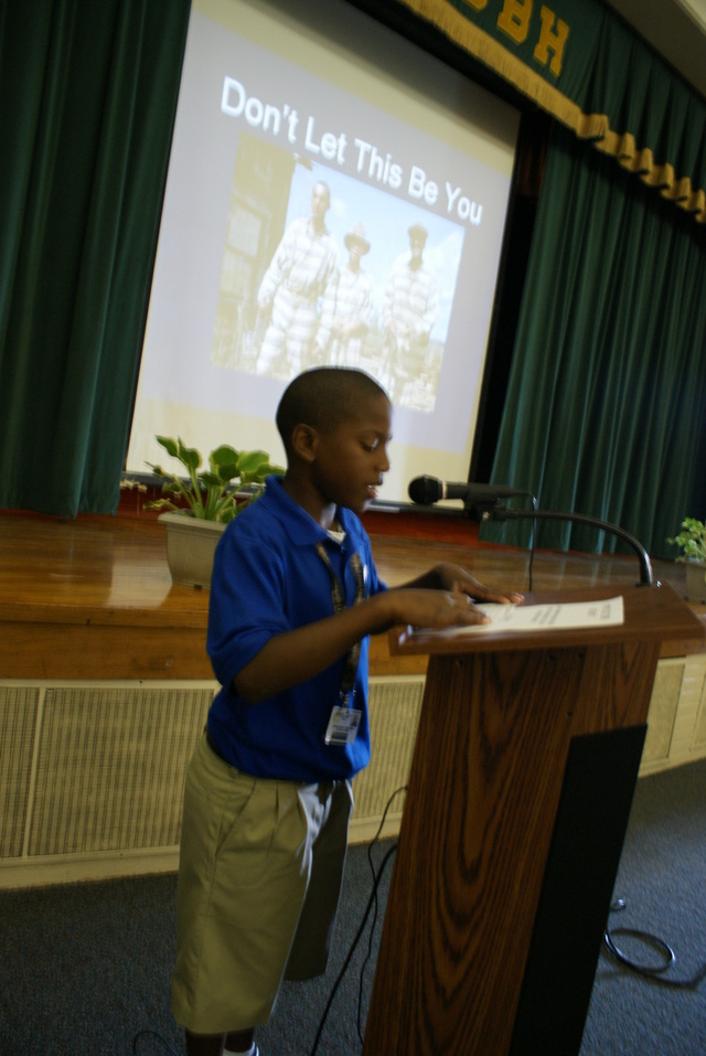 Young student at Oak Terrace Alternative Middle School introduces Judge Crichton to classmates for "Don't Let This Be You" program, May 15th, 2009.